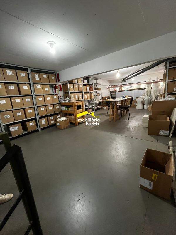 Loja à venda no Buritis: 