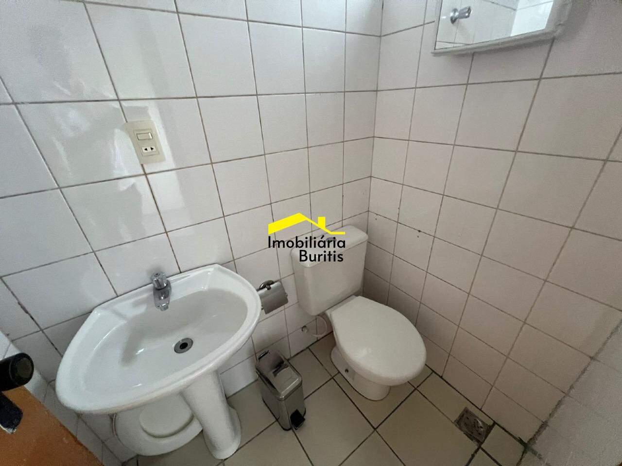 Sala para aluguel no Estoril: 