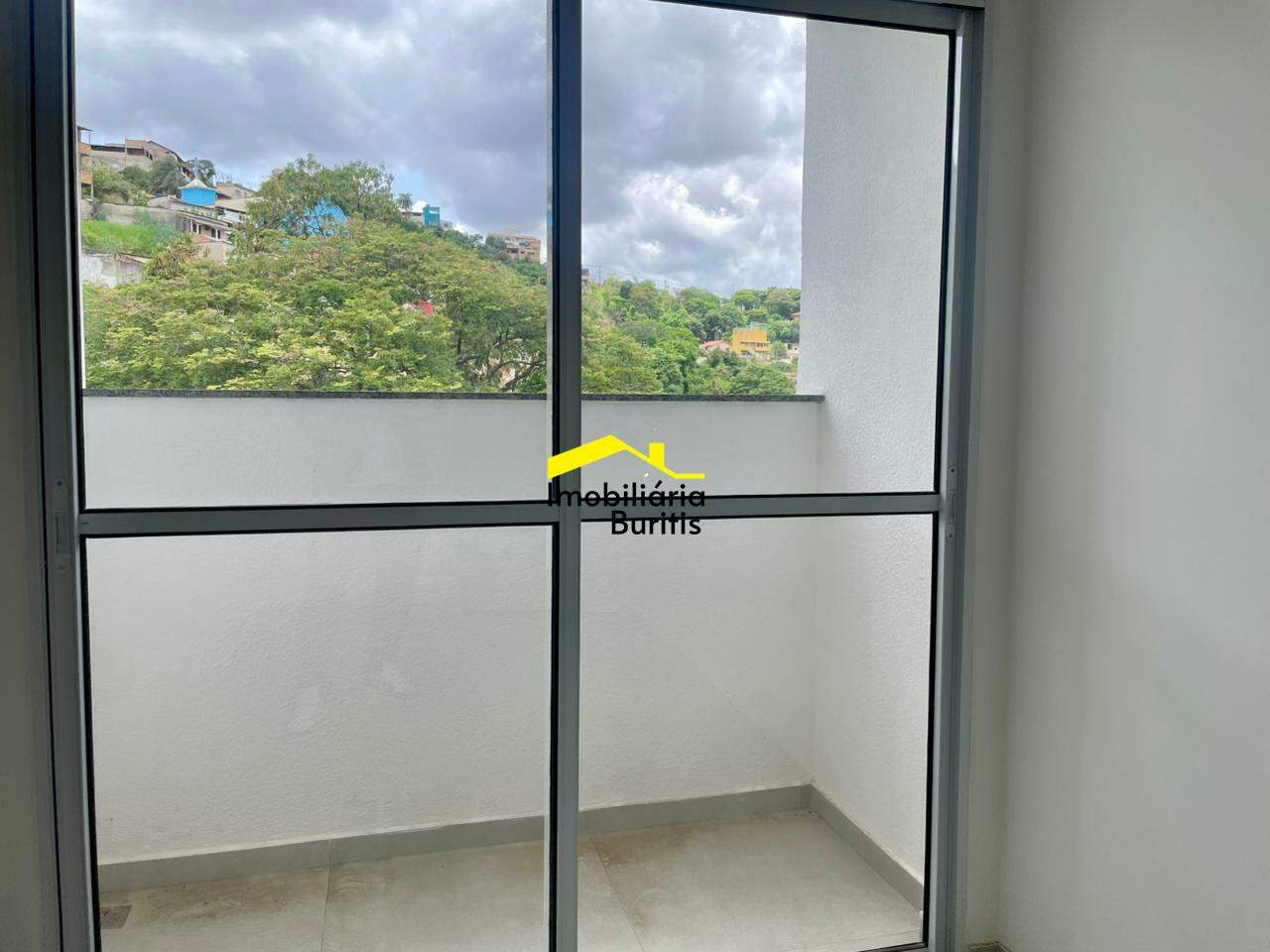 Apartamento para aluguel no Buritis: 