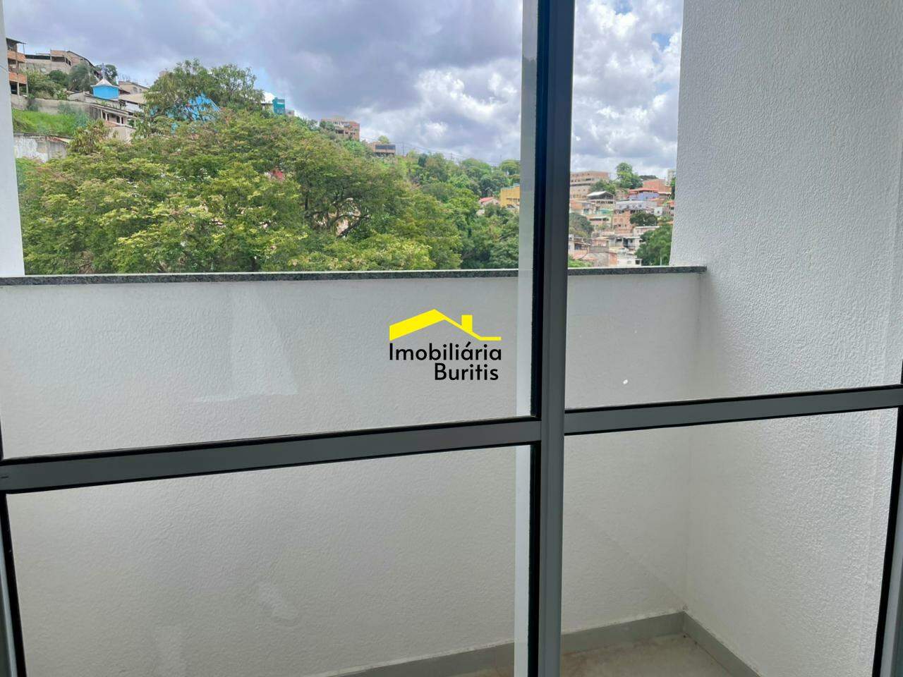 Apartamento para aluguel no Buritis: 