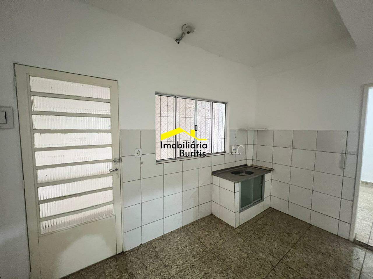 Kitnet para aluguel no Palmeiras: 