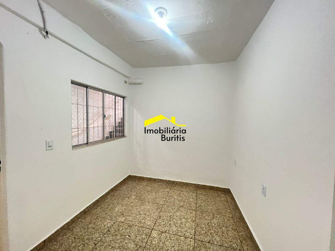 Kitnet para aluguel no Palmeiras: 