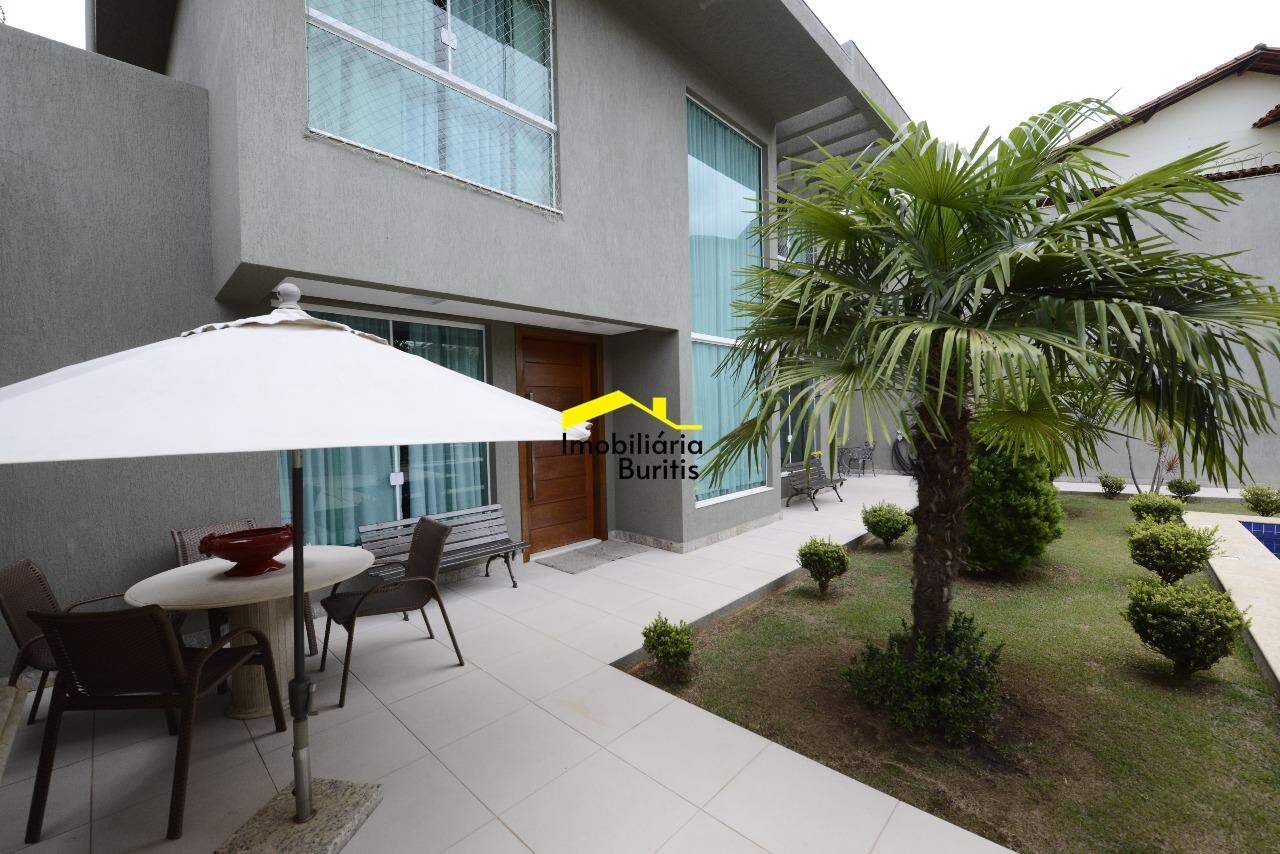 Casa à venda no Estoril: 