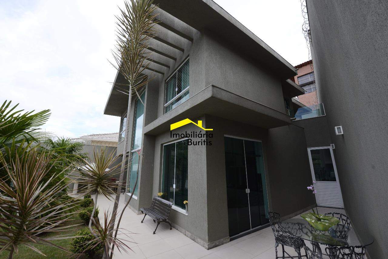 Casa à venda no Estoril: 