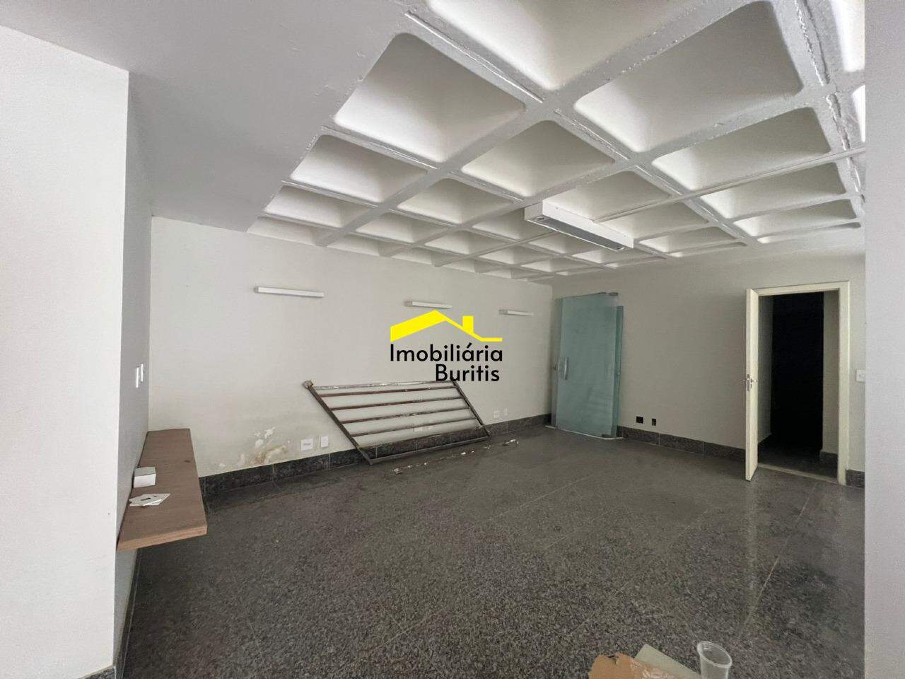 Loja para aluguel no Buritis: 