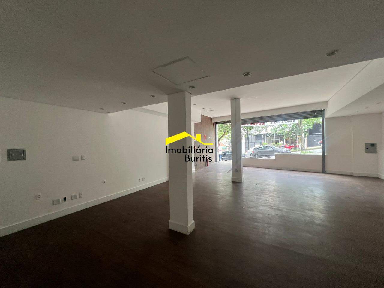 Loja para aluguel no Estoril: 