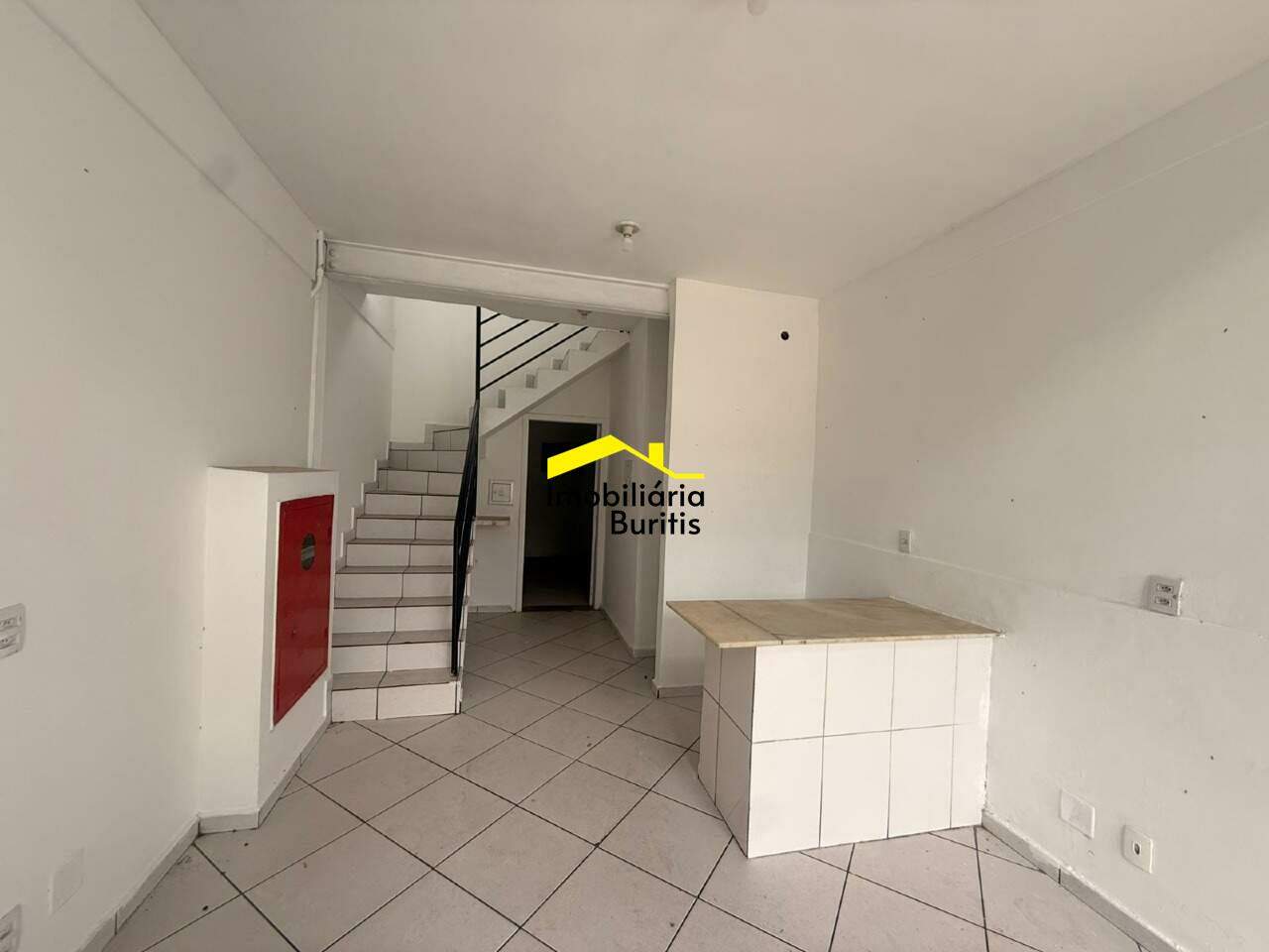 Loja à venda no Estoril: 