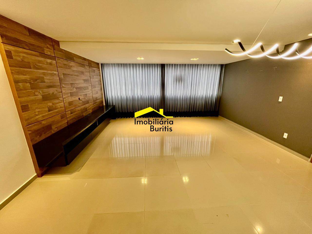 Apartamento à venda no Buritis: 