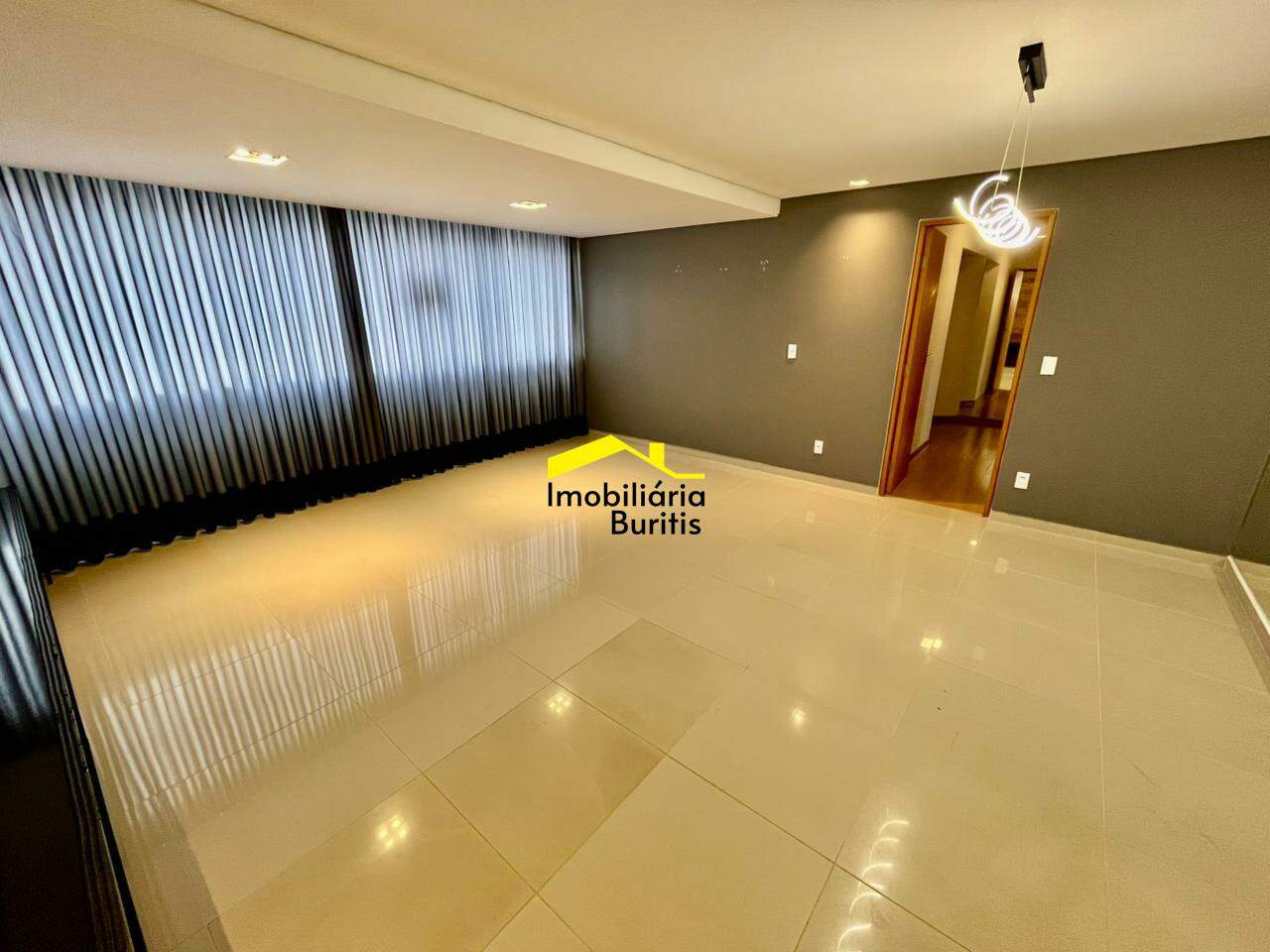 Apartamento à venda no Buritis: 