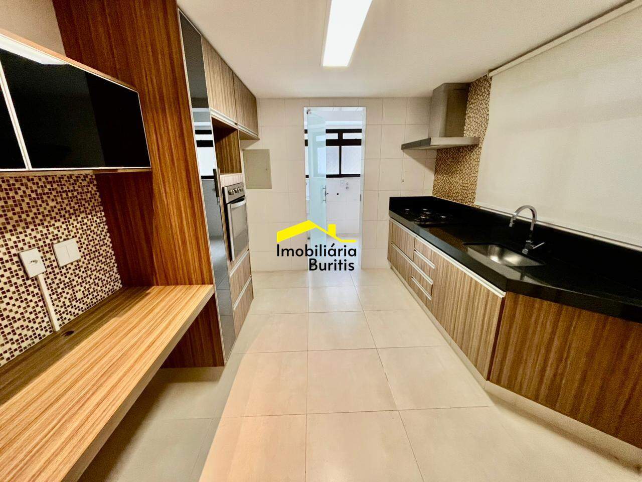 Apartamento à venda no Buritis: 