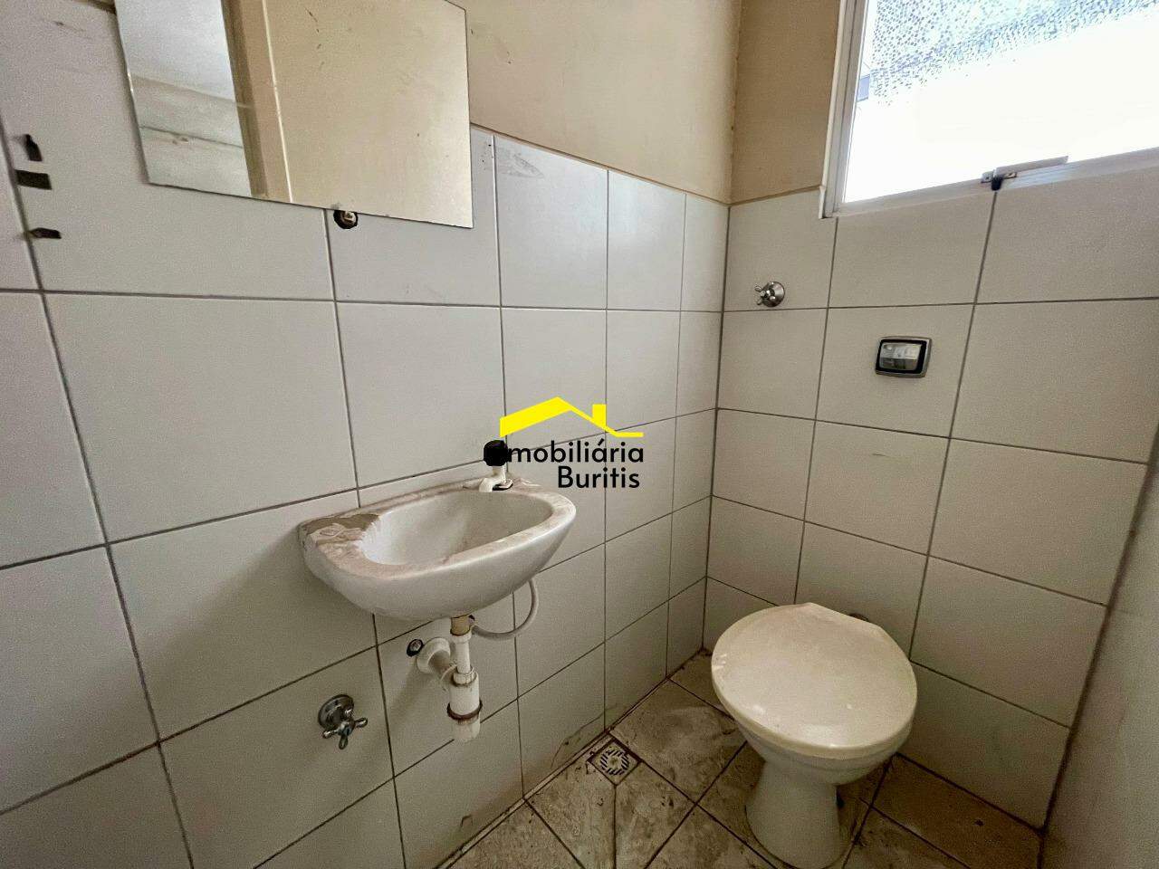 Loja para aluguel no Havaí: 