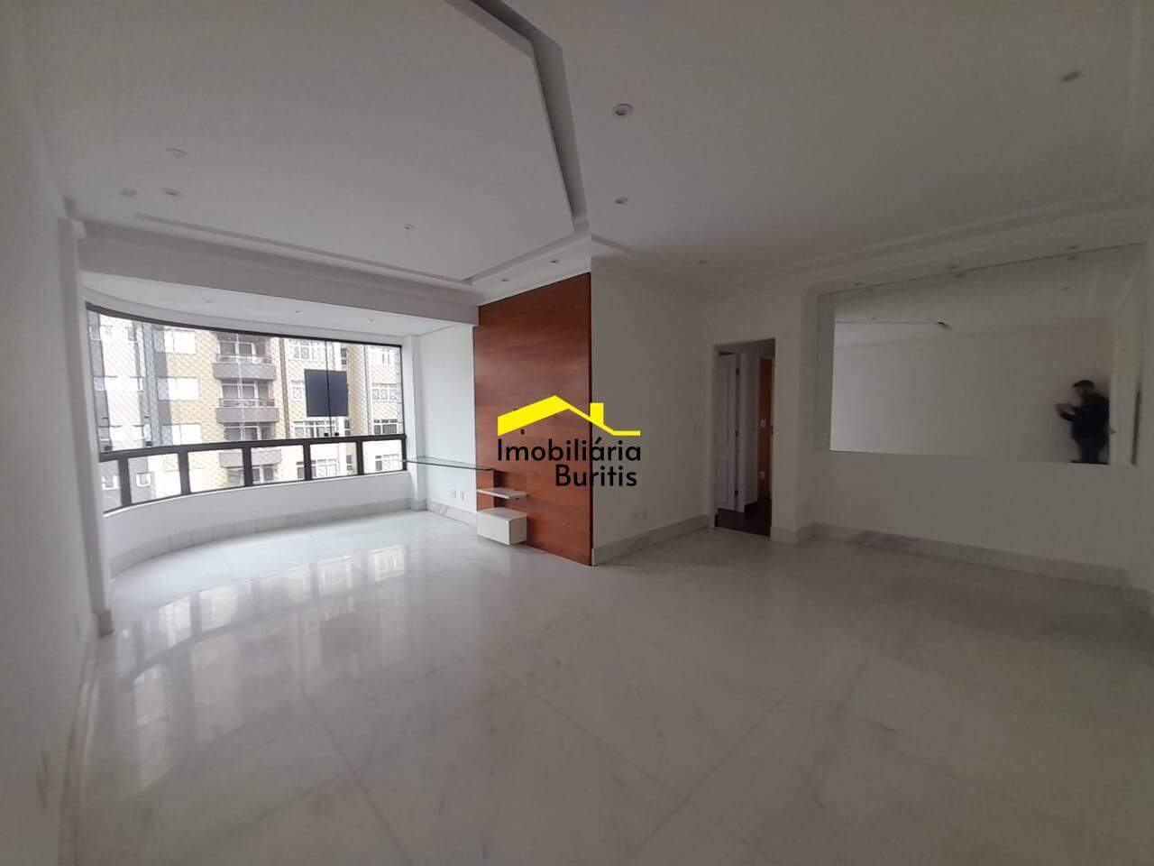 Apartamento à venda no Buritis: 