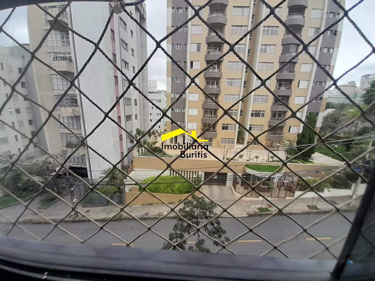 Apartamento à venda no Buritis: 