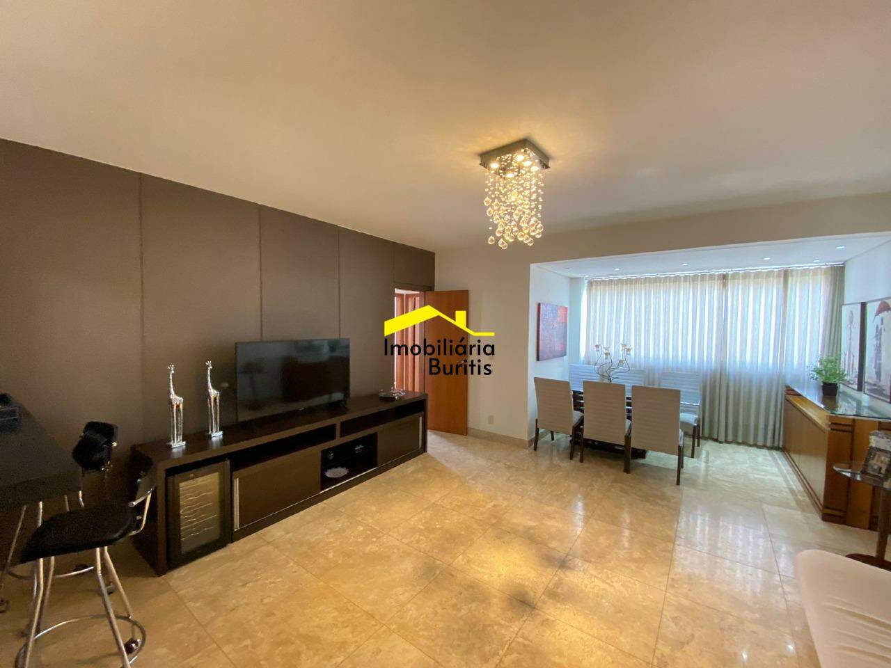 Apartamento à venda no Buritis: 