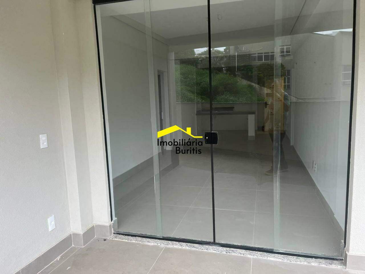 Apartamento com área privativa à venda no Buritis: 