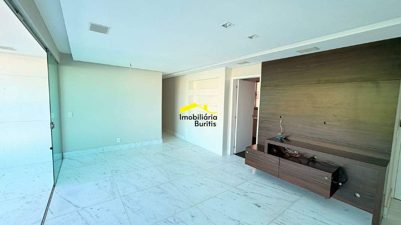 Apartamento para aluguel no Buritis: 