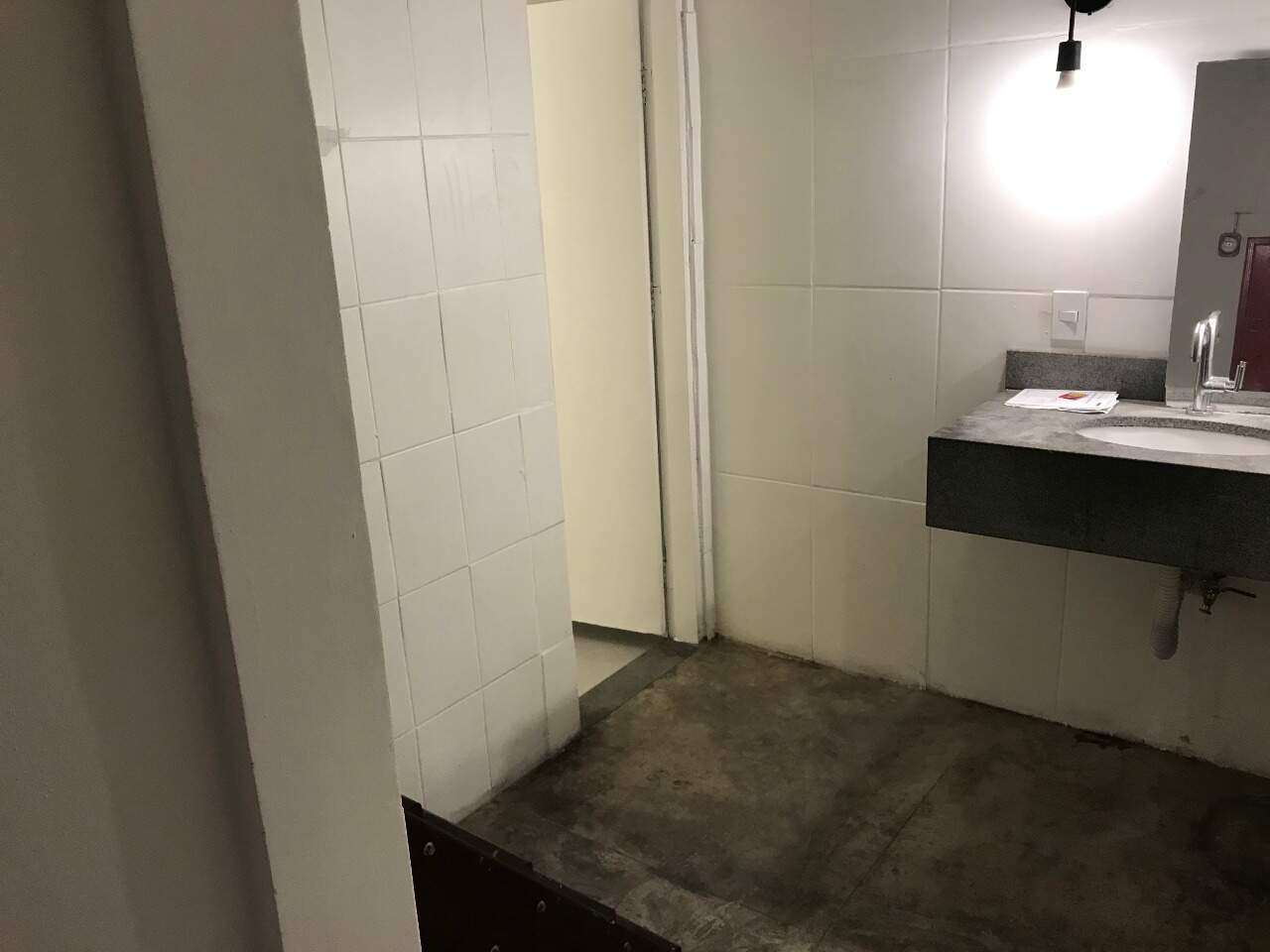 Loja para aluguel no Buritis: 