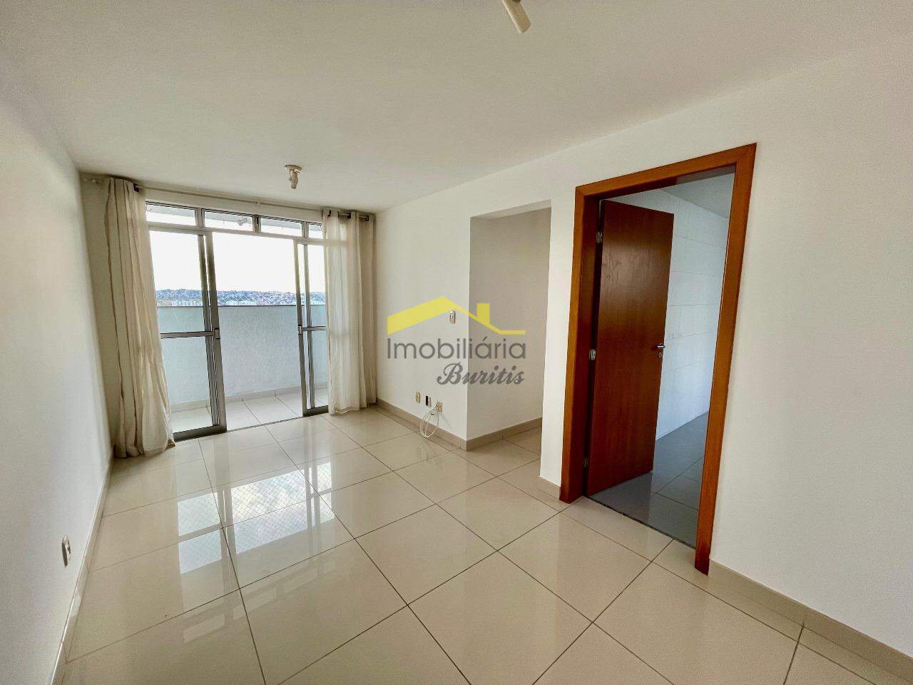 Cobertura para aluguel no Buritis: 