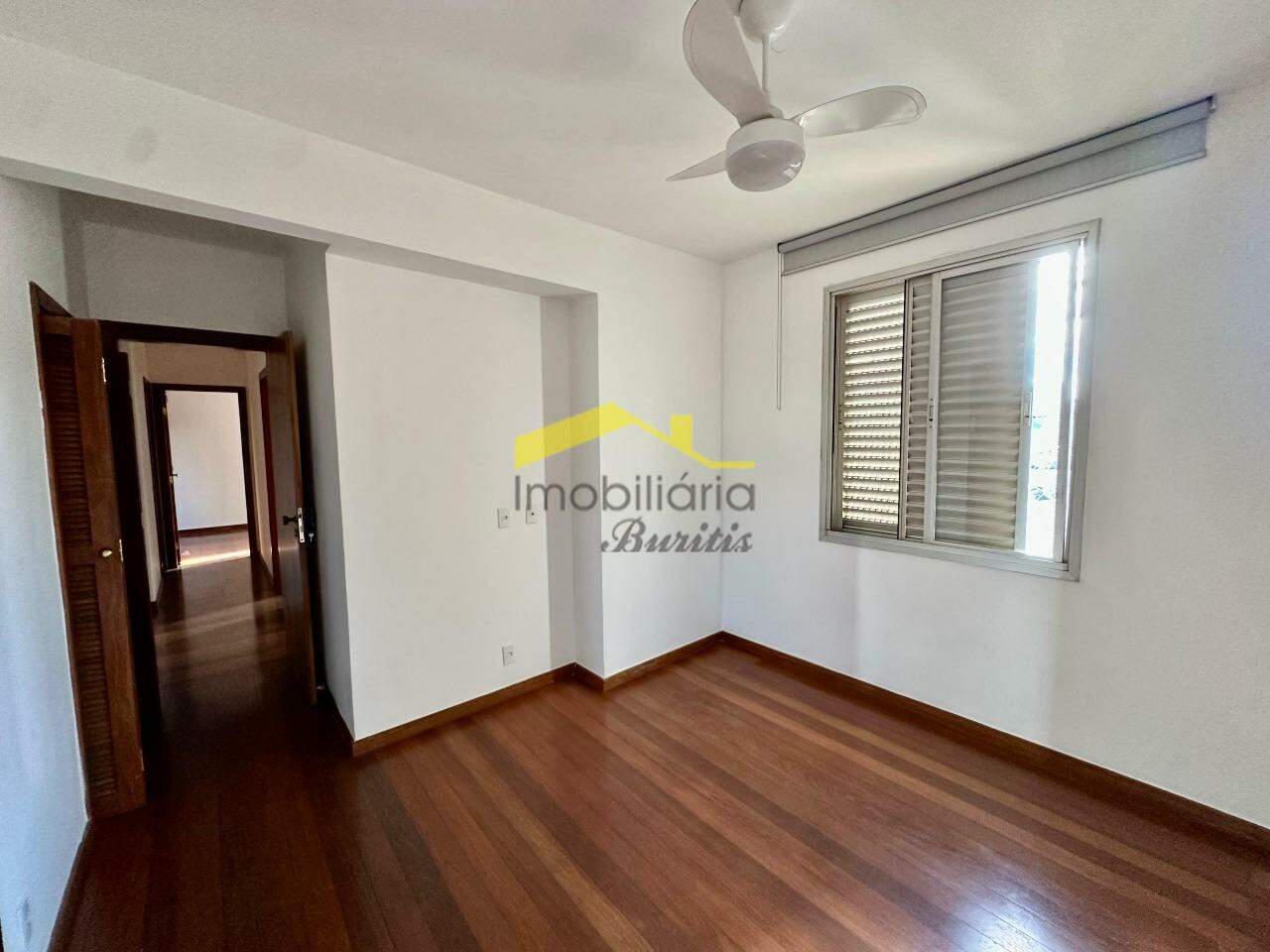 Cobertura para aluguel no Buritis: 