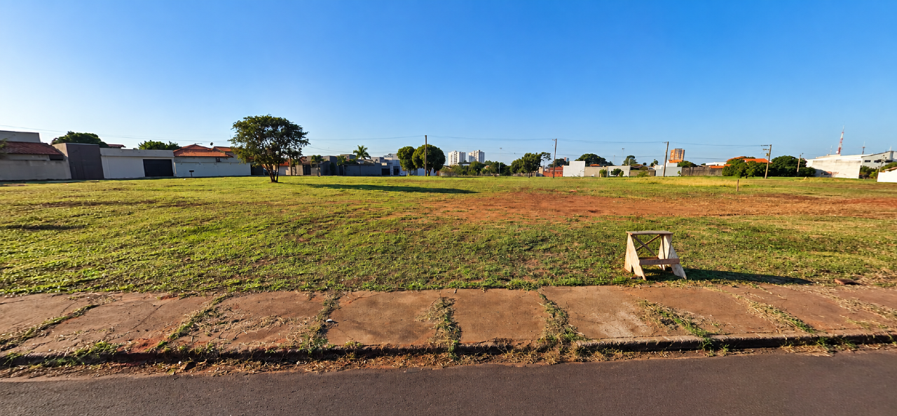 Lote à venda no Jardim Aeroporto: 