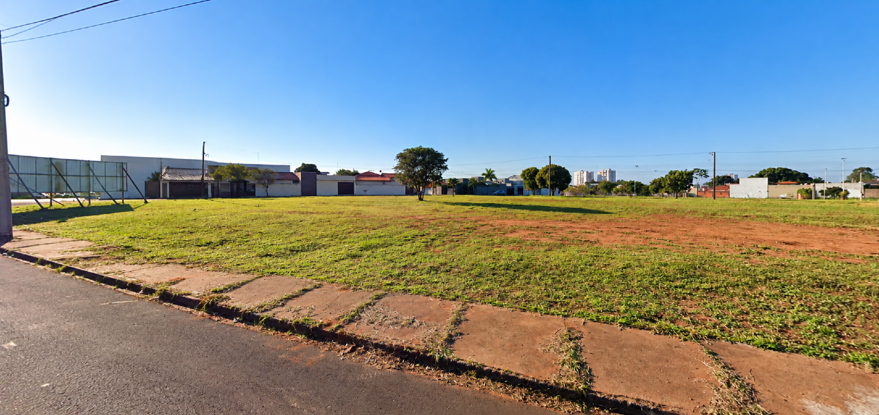 Lote à venda no Jardim Aeroporto: 