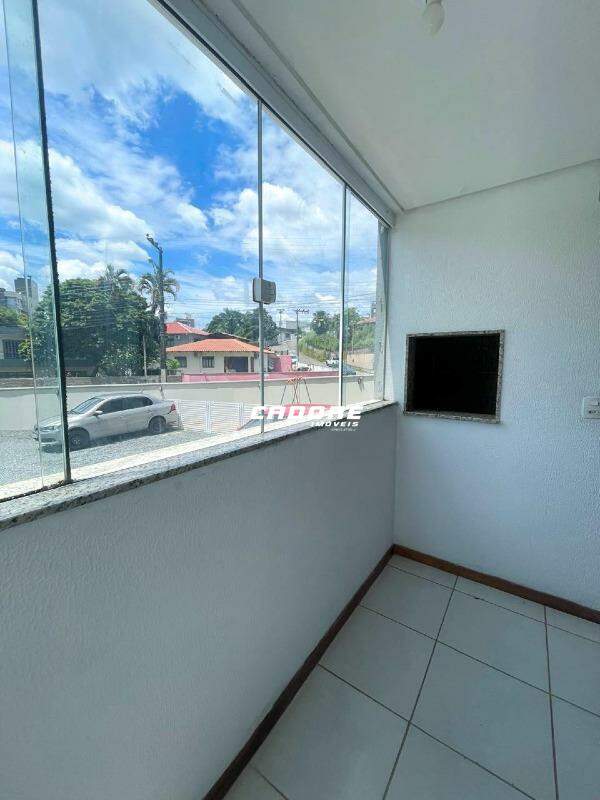 Apartamento para aluguel no Água Verde: 
