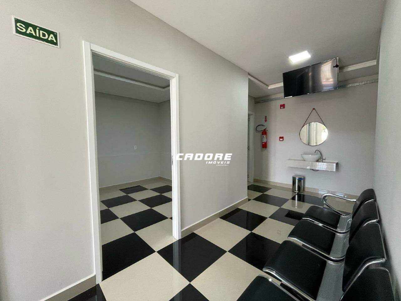 Sala Comercial para aluguel no Carijós: 