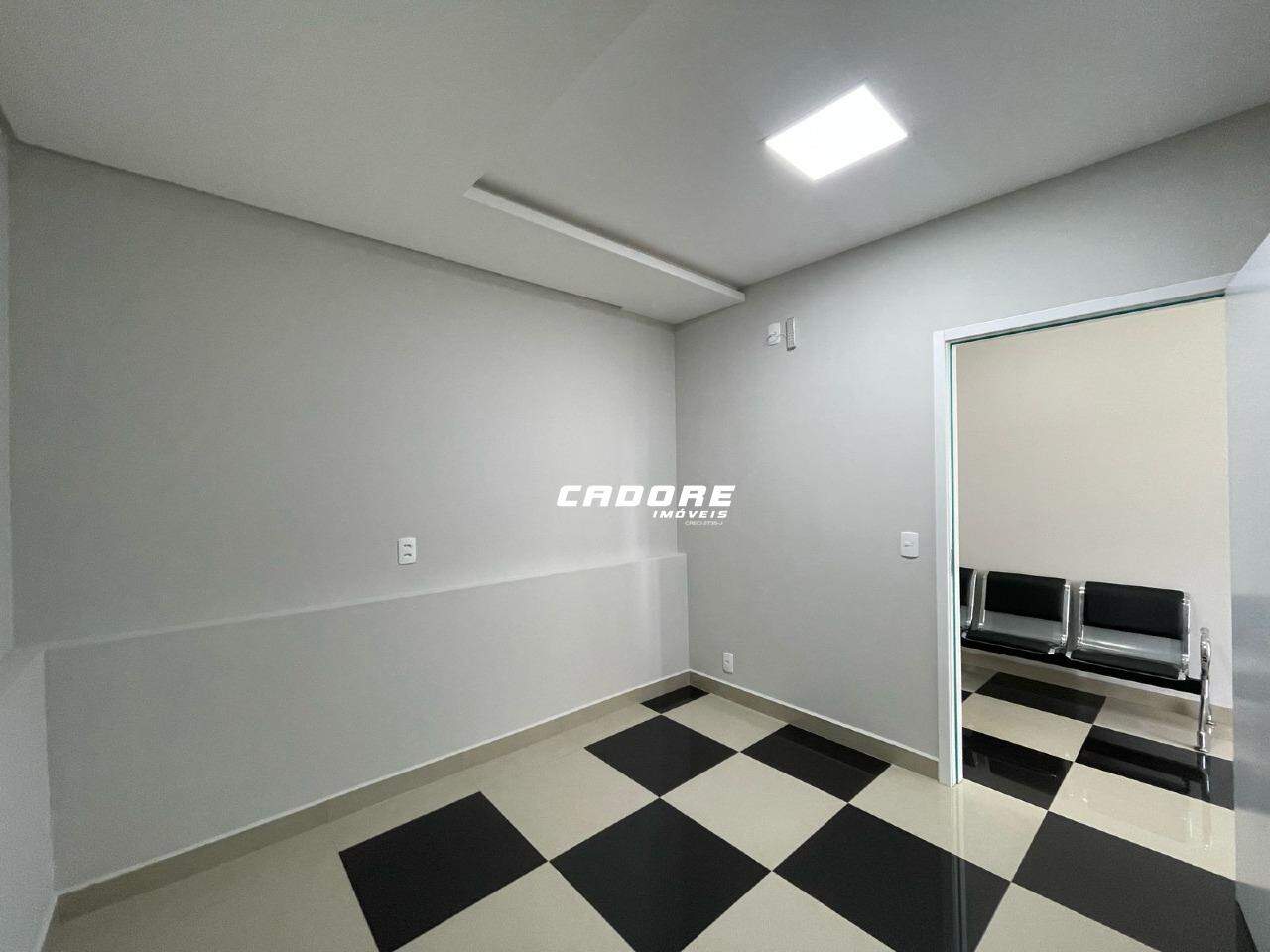 Sala Comercial para aluguel no Carijós: 
