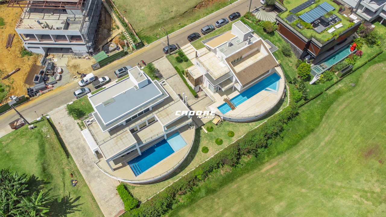Luxo, Conforto e Exclusividade: Residência de 7 Suítes com Piscina no Condomínio Horizontal Iate Clube Itapema I Cadore Imóveis — foto 5