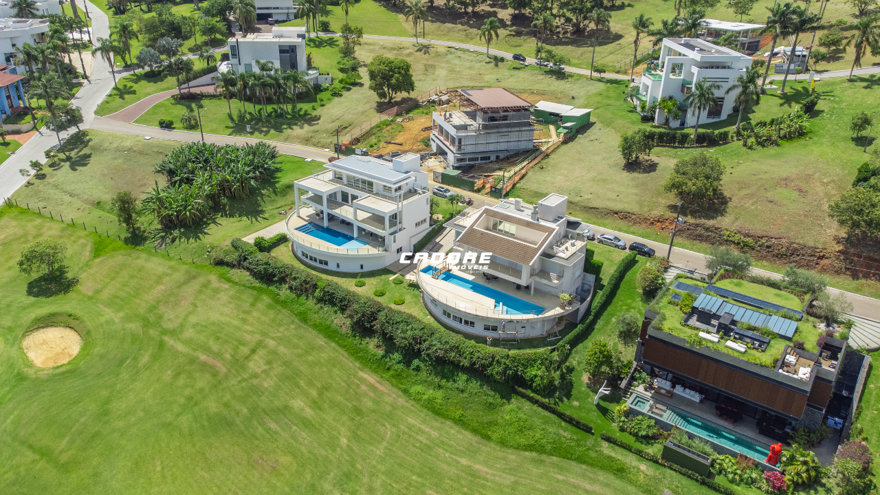 Luxo, Conforto e Exclusividade: Residência de 7 Suítes com Piscina no Condomínio Horizontal Iate Clube Itapema I Cadore Imóveis - foto 1