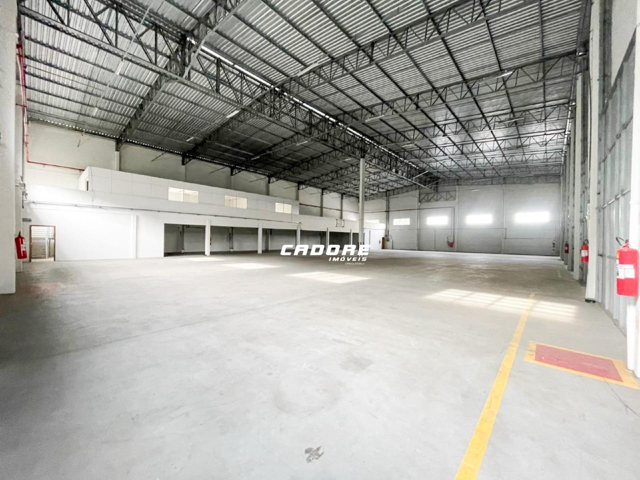 Galpão com aproximadamente 1.850m no bairro Badenfurt I Cadore Imóveis - foto 1