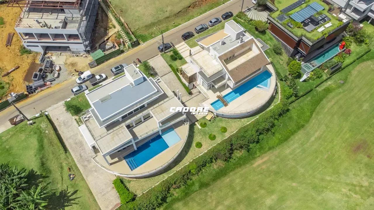 Luxo, Conforto e Exclusividade: Residência de 6 Suítes com Piscina no Condomínio Horizontal Iate Clube Itapema I Cadore Imóveis — foto 5
