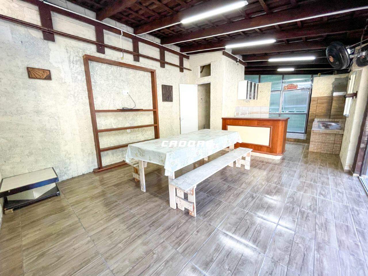 Casa ampla com 4 quartos e terreno espaçoso no bairro Progresso I Cadore Imóveis — foto 6