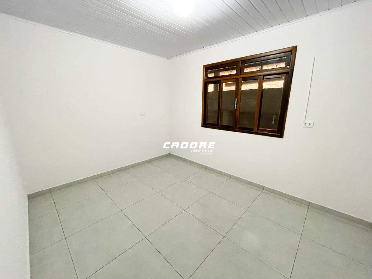 Casa com 3 dormitórios e área com churrasqueira para locação no bairro Porgresso I Cadore Imóveis — foto 6