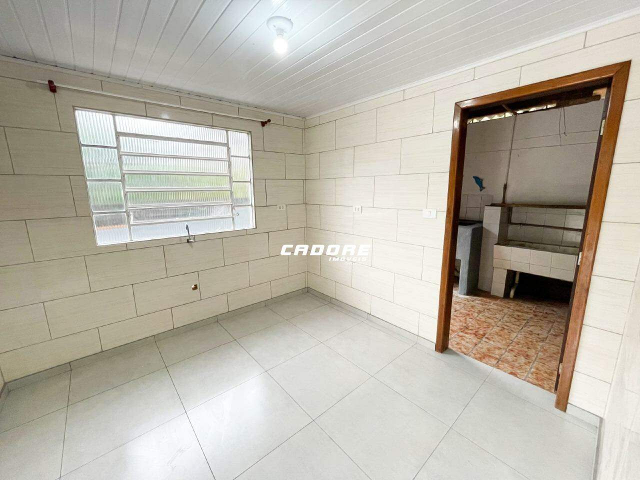 Casa com 3 dormitórios e área com churrasqueira para locação no bairro Porgresso I Cadore Imóveis — foto 5