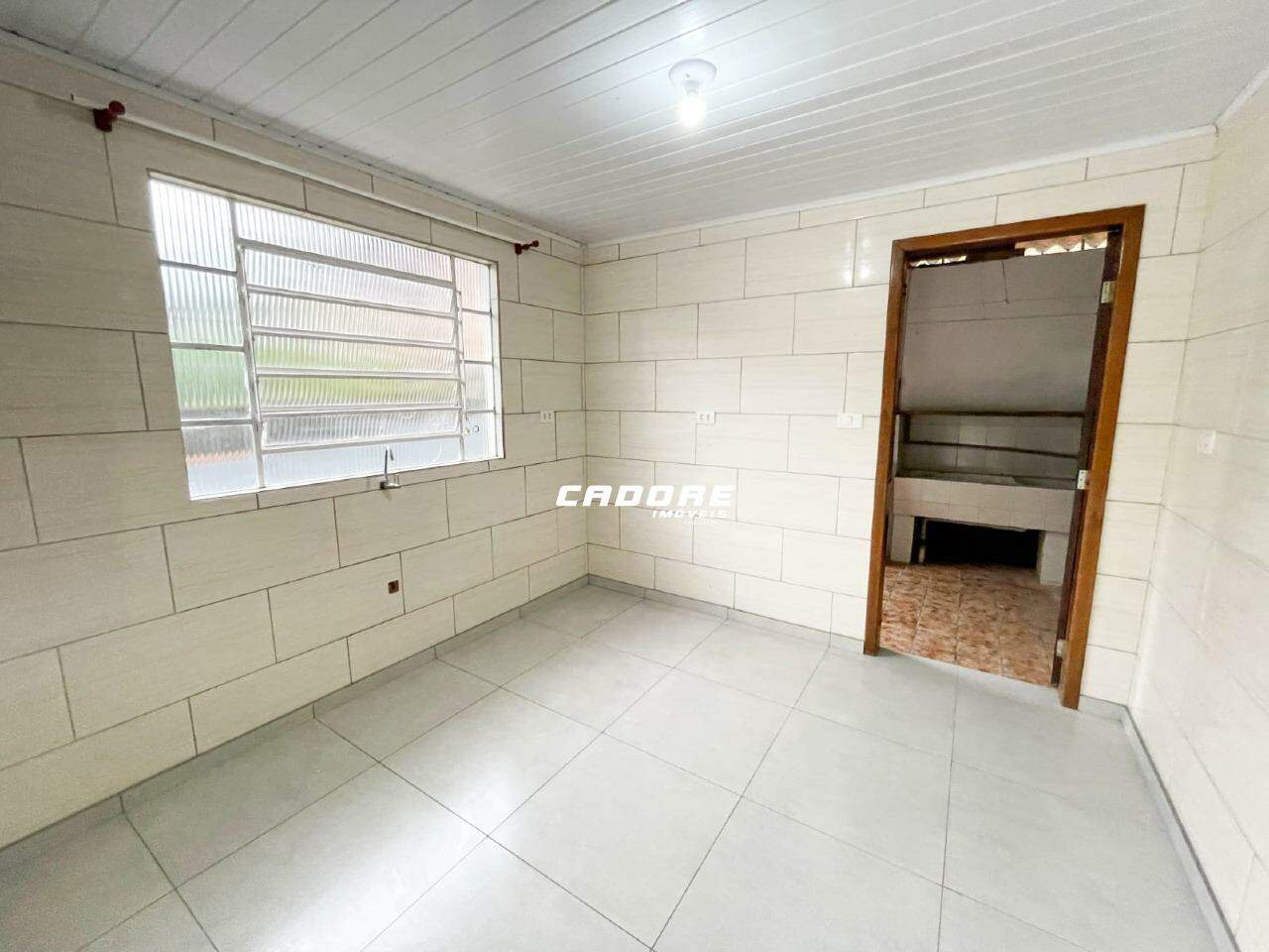 Casa com 3 dormitórios e área com churrasqueira para locação no bairro Porgresso I Cadore Imóveis — foto 7