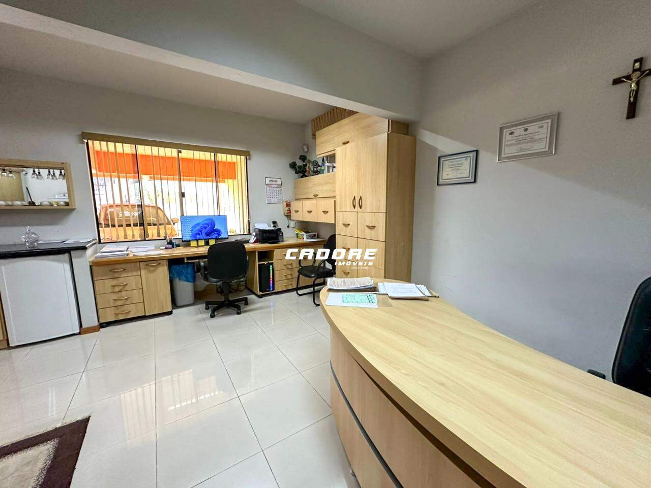 Casa para aluguel no Tribess: 