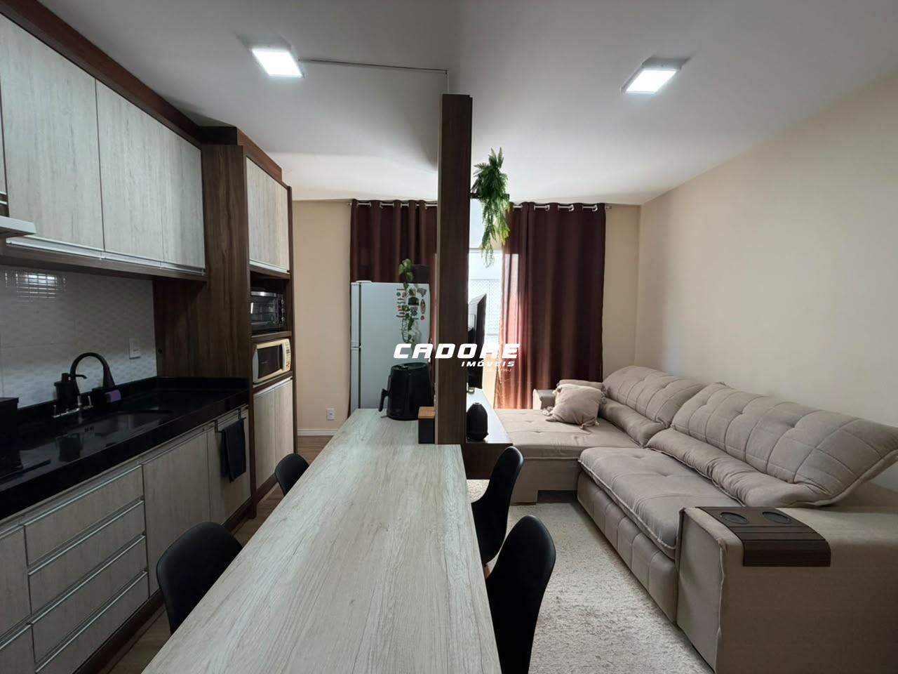 Apartamento para aluguel no Velha Central: 