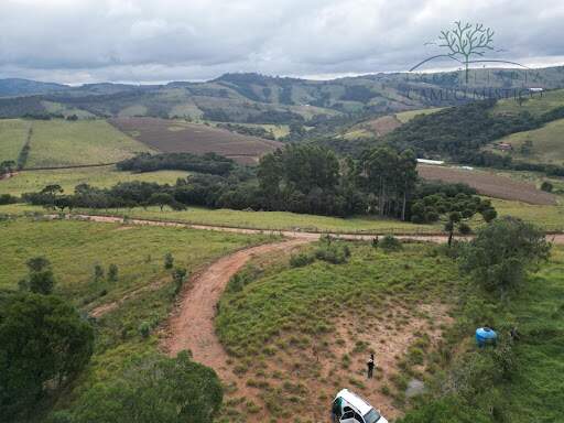 Terreno à venda no Bom Jardim: 