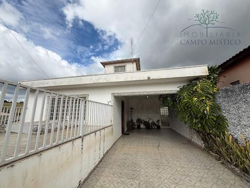 Casa à venda no Centro: 