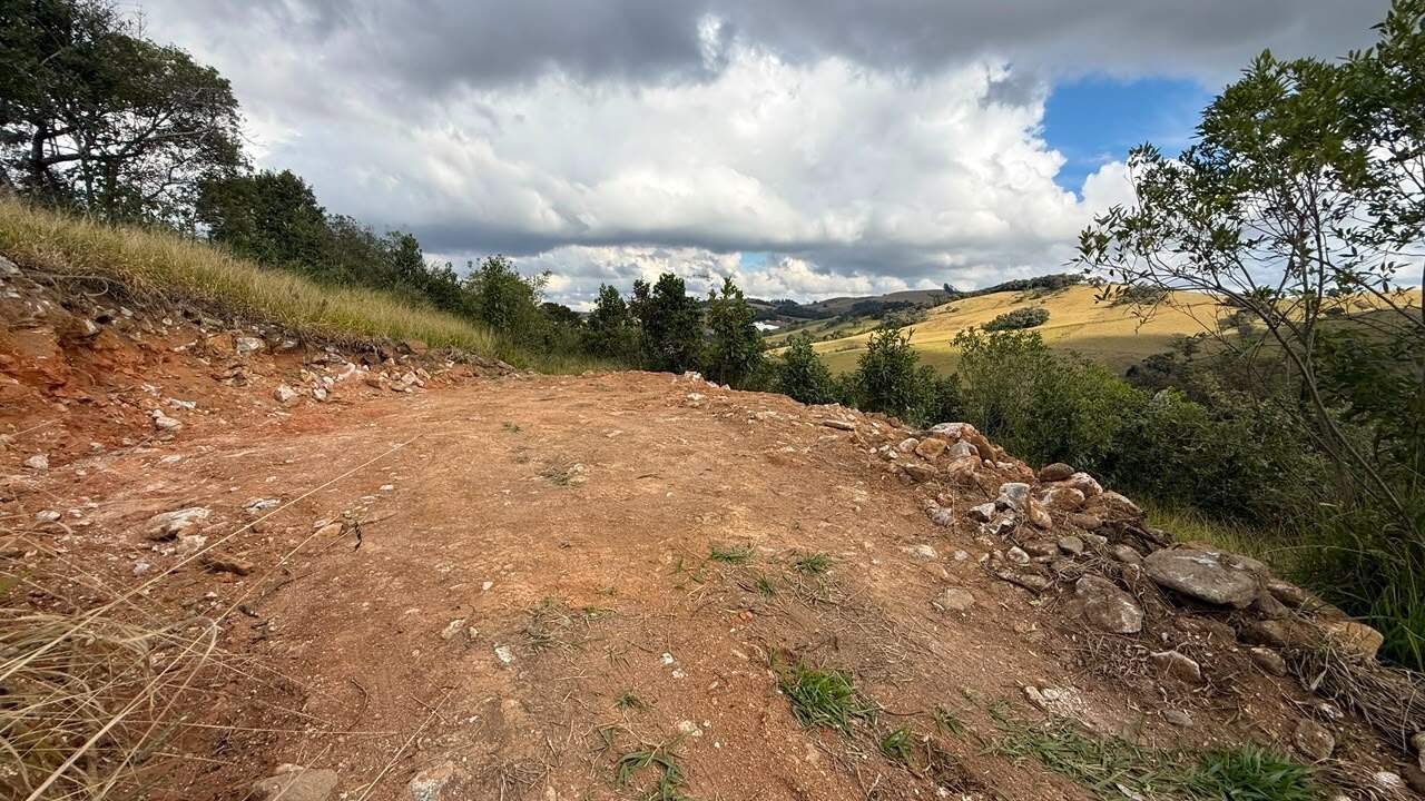 Terreno à venda no Mergulho: 