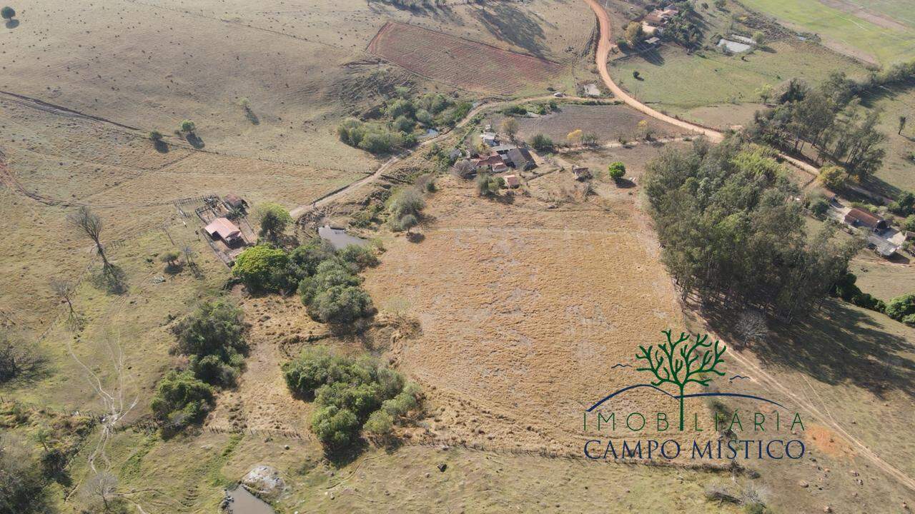 Terreno à venda no Lagoa Dourada: 