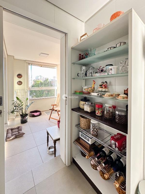 Apartamento à venda no Menino Jesus: 