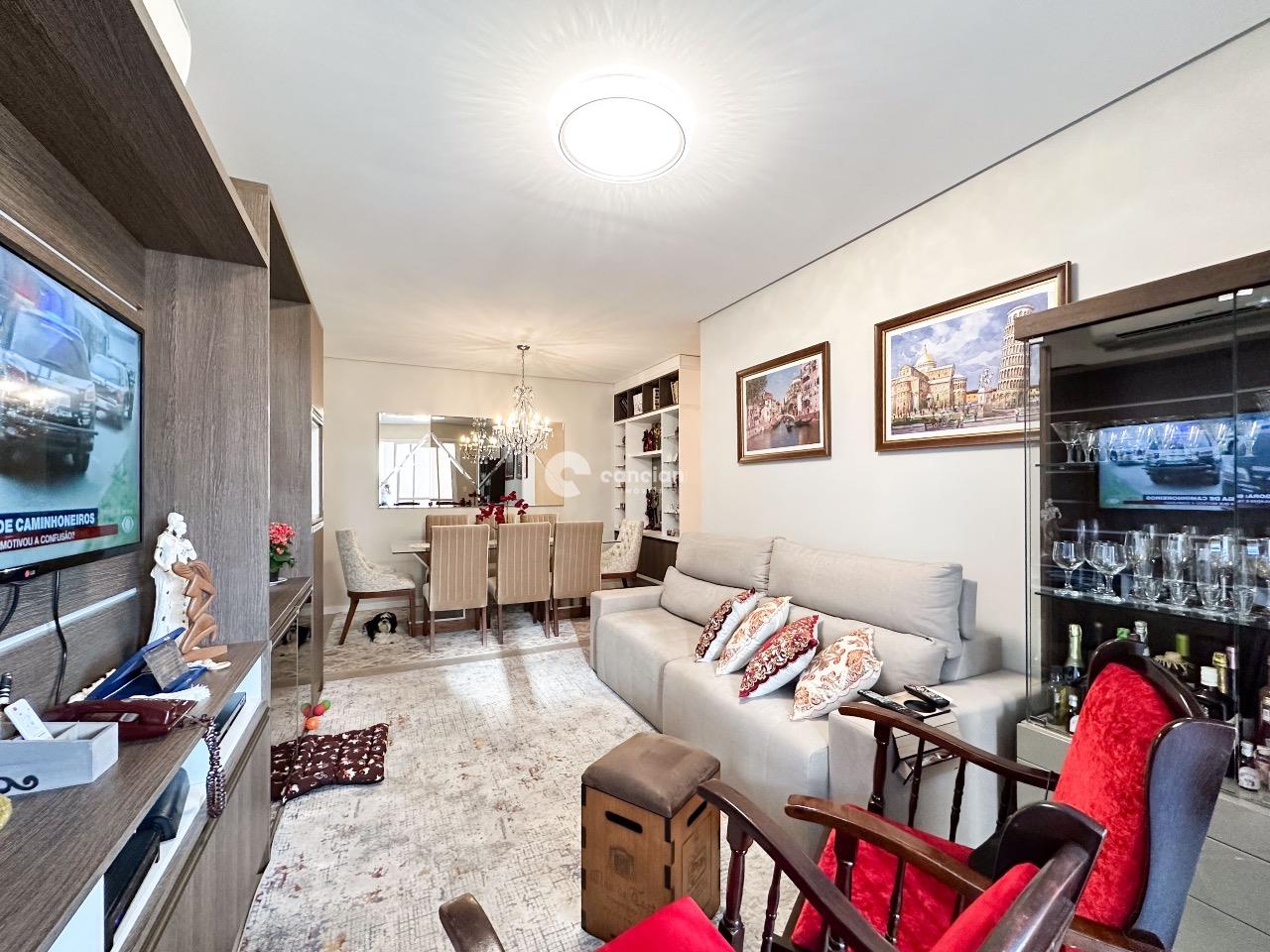 Apartamento à venda no Menino Jesus: 