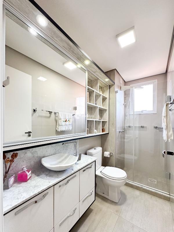 Apartamento à venda no Menino Jesus: 