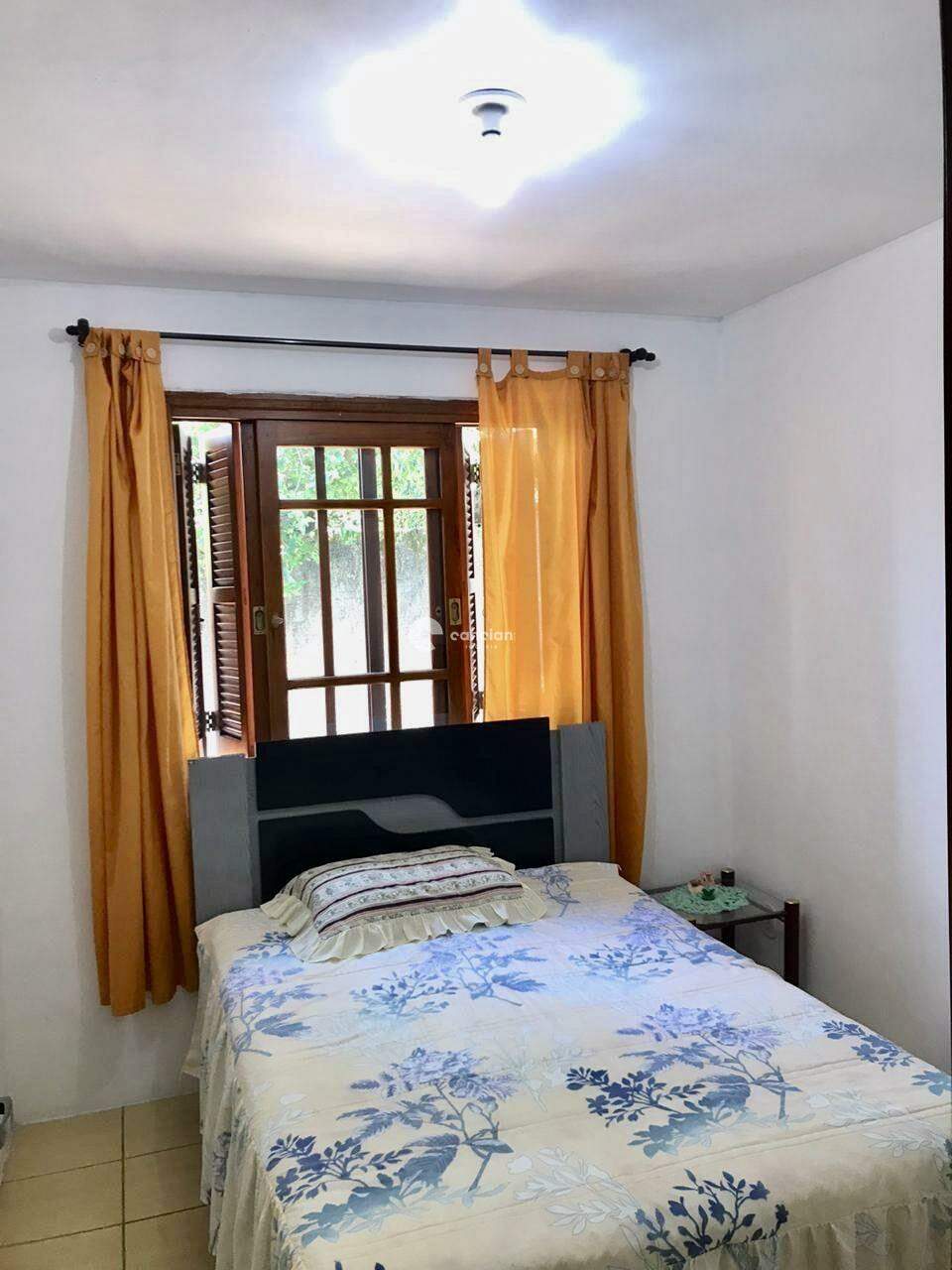 Casa à venda no Pé de Plátano: 