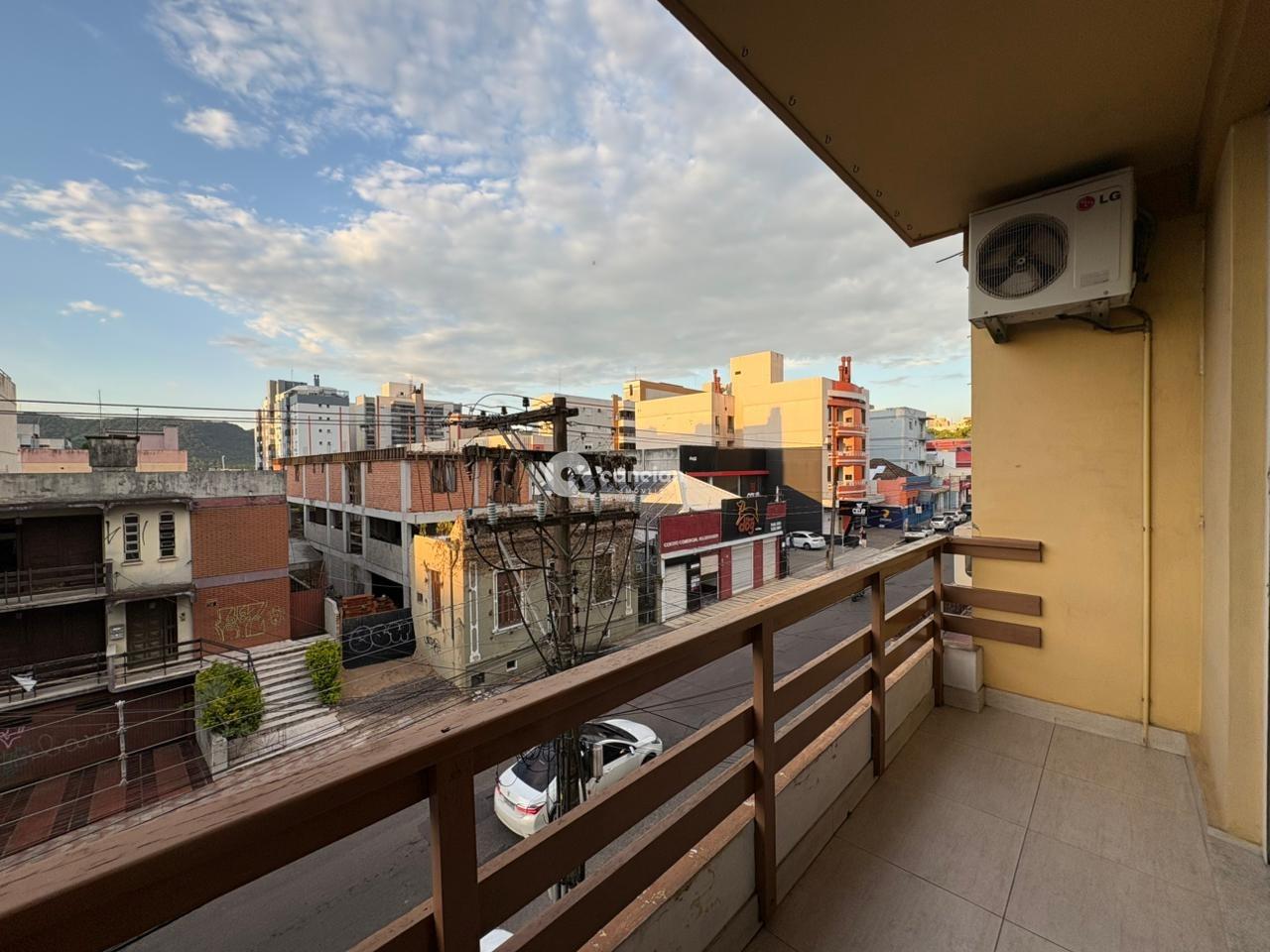 Apartamento à venda no Bonfim: Sacada sol norte