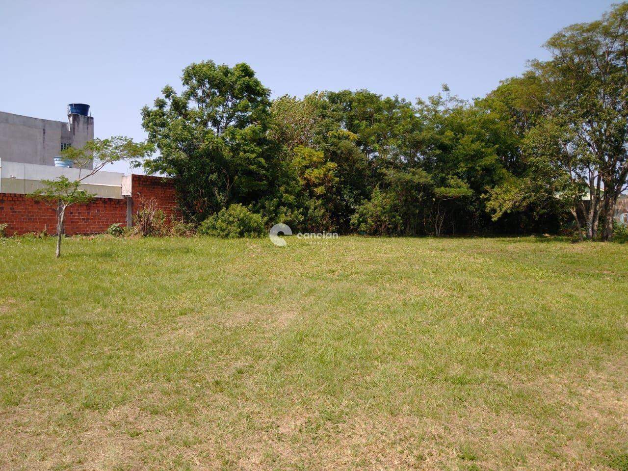 Terreno à venda no Juscelino Kubitschek: 