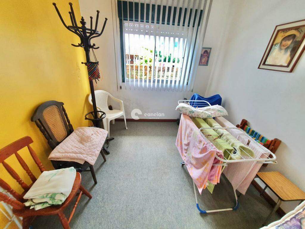 Casa à venda no Camobi: 