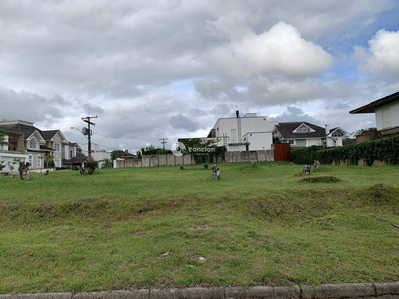 Terreno à venda no São José: 